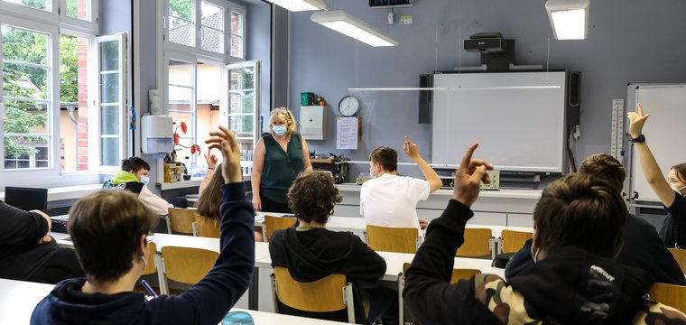 Luftentkeimer im Klassenraum sorgen für gute Luft.